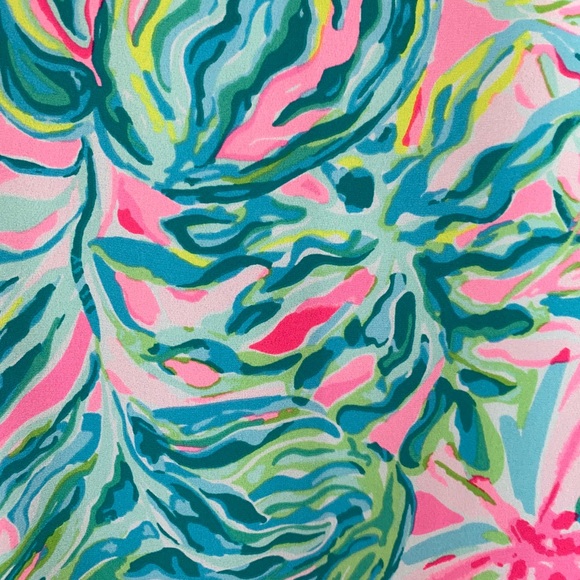 SOLD Lilly Pulitzer Florin Tank - Picture 3 of 3